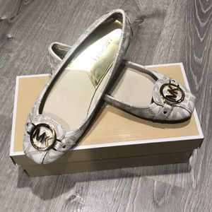 Michael Kors flats!